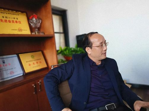 参观房地产评估与经纪会长单位——赣州教学点总裁22班师生走进鼎信房地产212.jpg