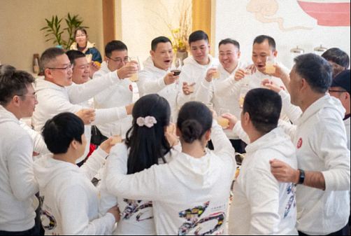 青春不老 我们不散——记博海国济江西分院EMBA总裁22班十周年庆典983.jpg