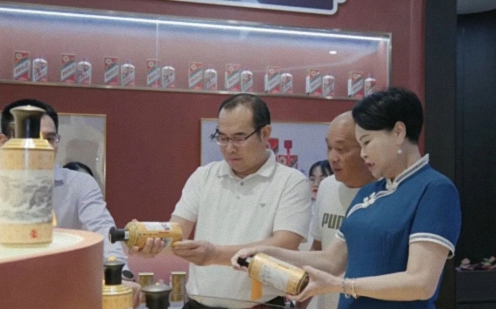 【企业走访】赣州32班集体走访茅台文化体验馆(云星·公园大观店)537.jpg 【企业走访】赣州32班集体走访茅台文化体验馆(云星·公园大观店)537.jpg