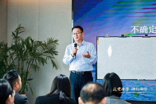 应变而学 向新而行——2026武汉企业家新春学习论坛圆满举行687.jpg